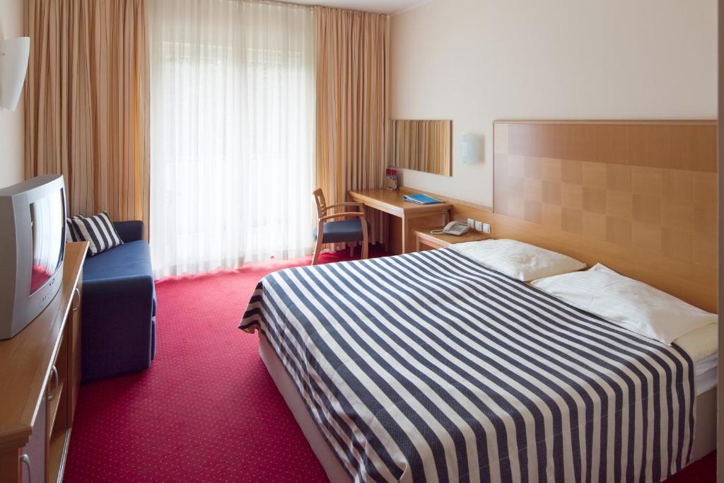 Ramada Hotel&Suites Kranjska Gora Ruang foto