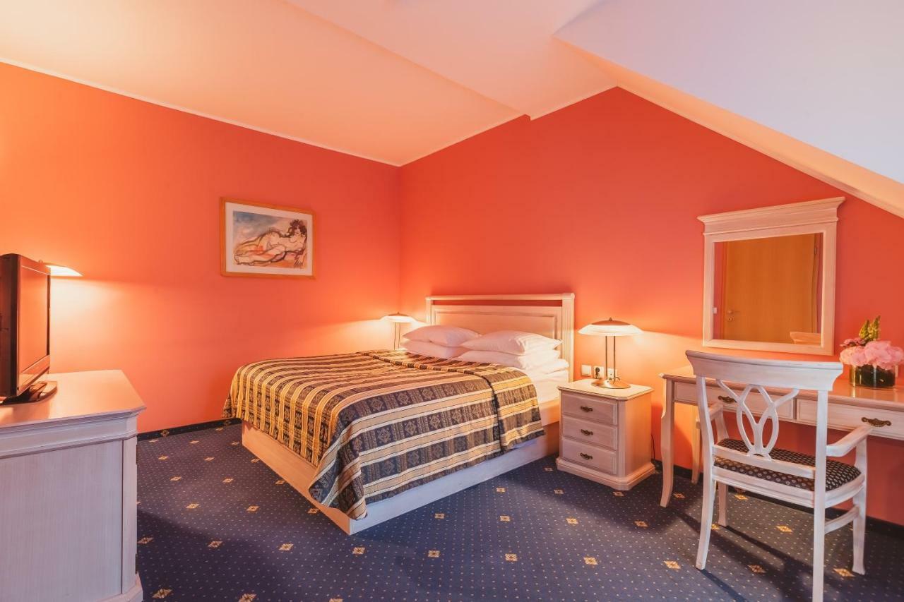 Ramada Hotel&Suites Kranjska Gora Bagian luar foto